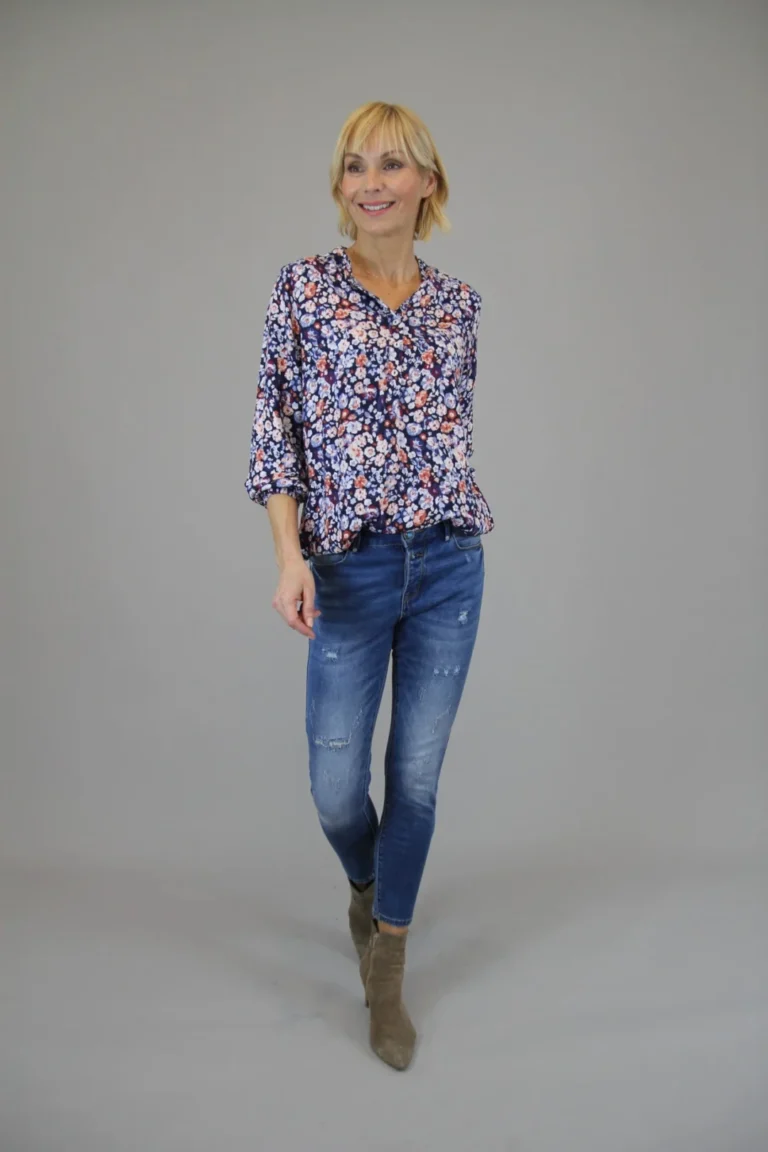 Marc Laugen sinikukallinen pusero