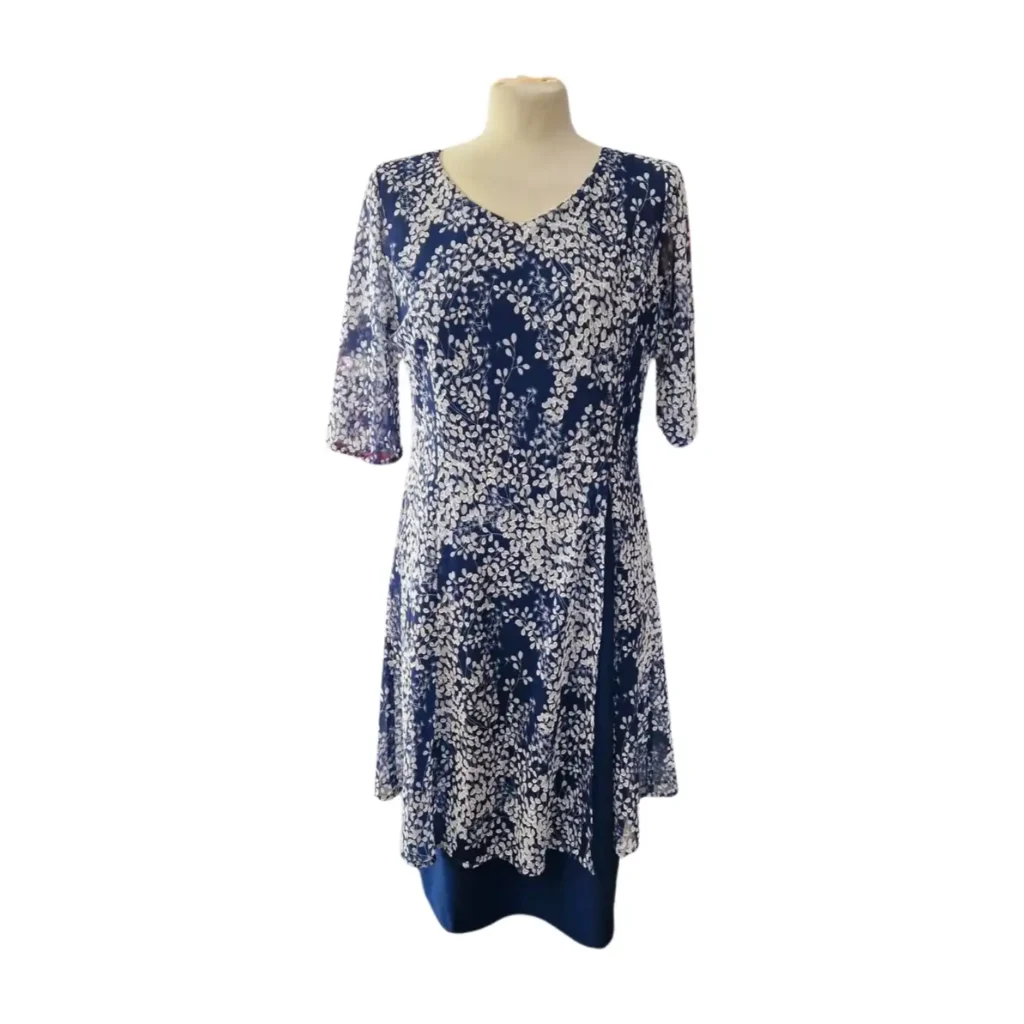 Sheninan uutuusmekko sinivalkoinen halkiolla