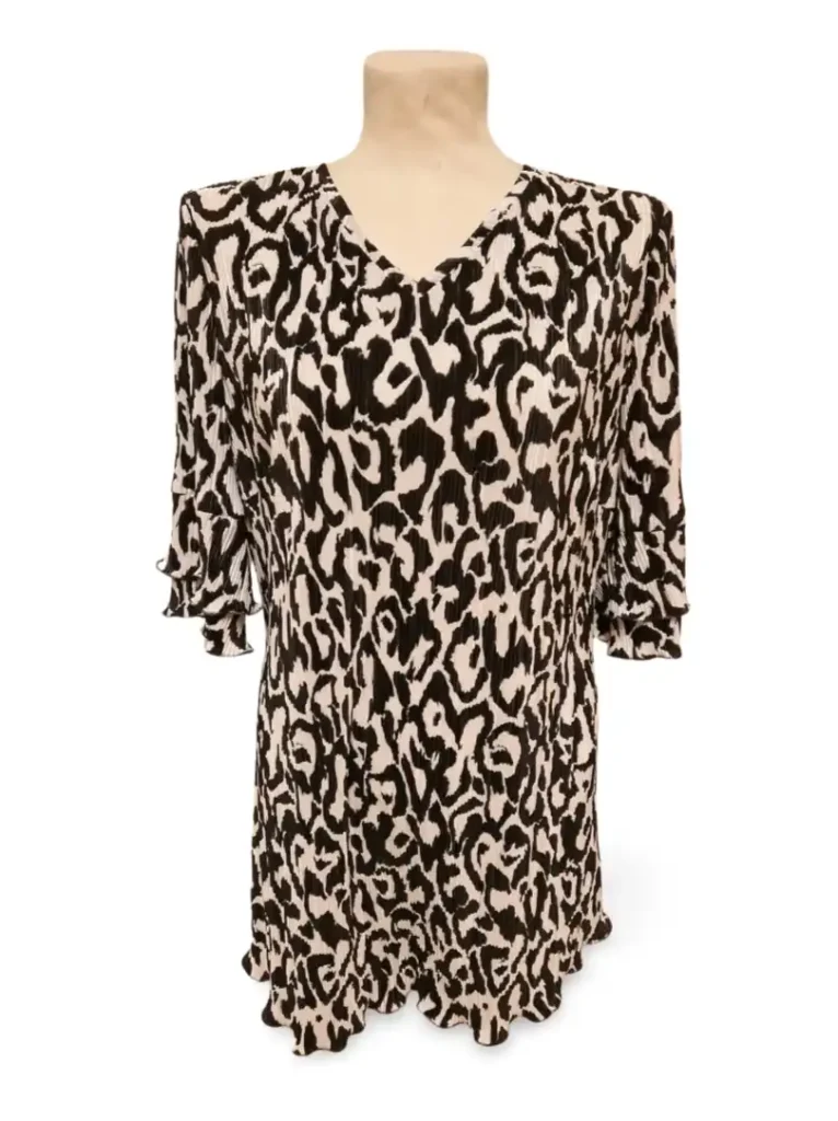 Sheninan_mustavalkoinen_uutuustunika